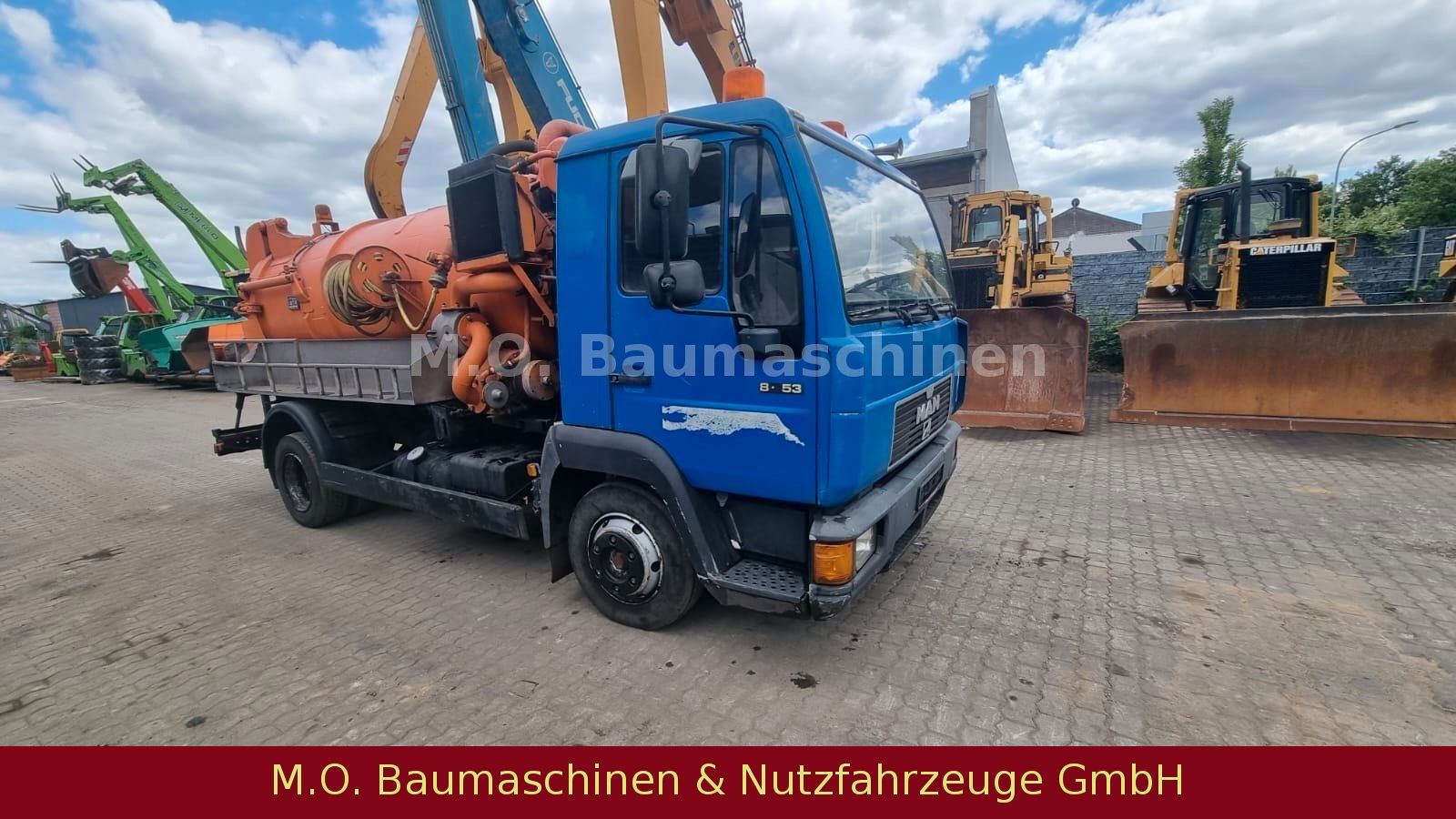 Fahrzeugabbildung MAN 8.153 / Saug u. Druckwagen / 4x2/