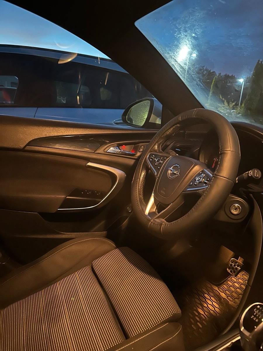 Opel Insignia 2014 — photo 11