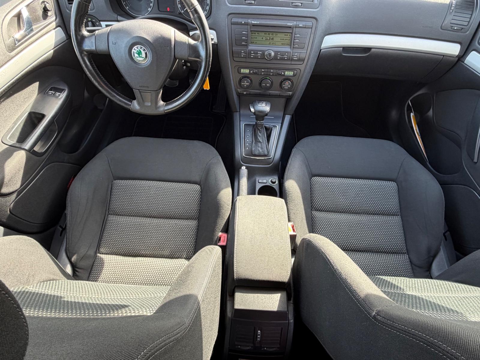 Skoda Octavia 2006 — photo 24