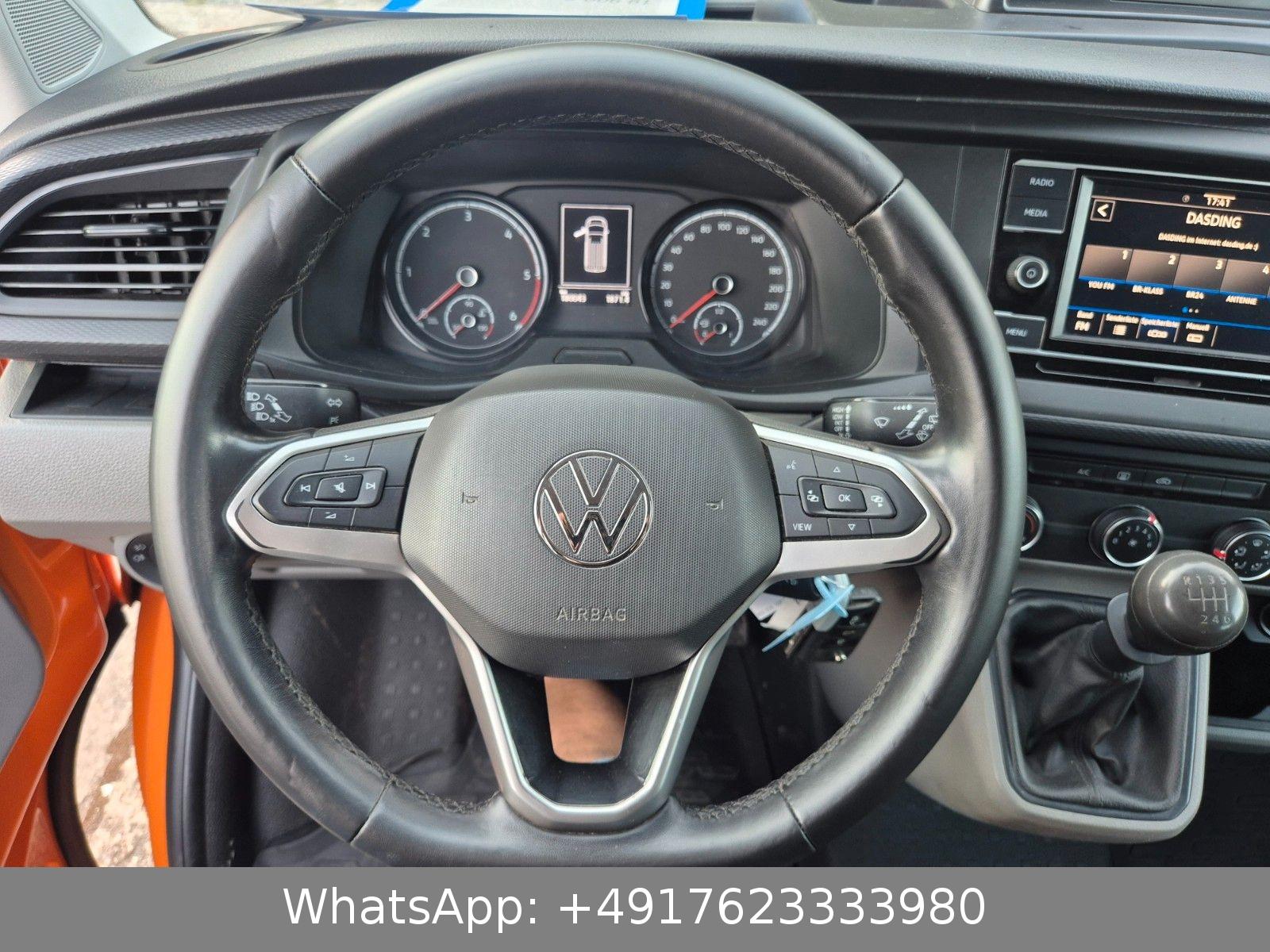 Volkswagen T6.1 Transporter Kombi lang SH 1-Hand 9-Sitzer