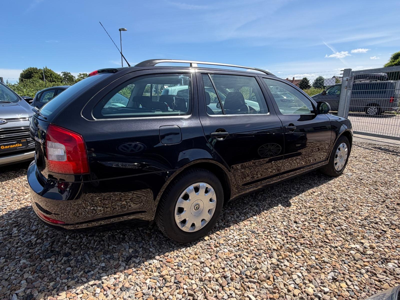 Skoda Octavia 2011 — photo 5