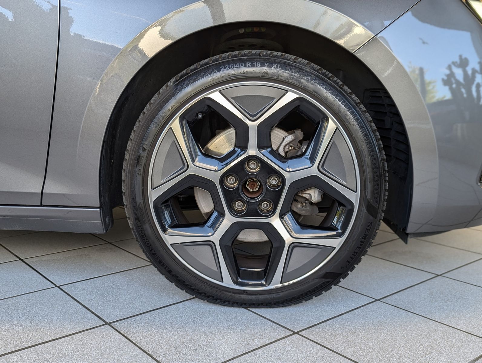 OPEL Astra 1.2 Ultimate Leder-Nappa Sitzlüft AHK Pano - Image 10