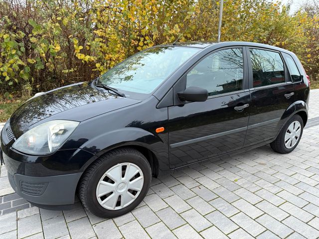 Ford Fiesta 4 Türer mit Klima und TÜV bis ...