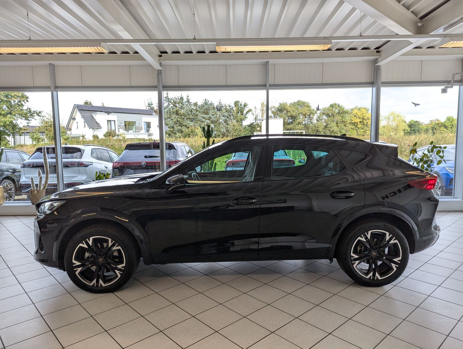 CUPRA Formentor 1.5 eTSI Dynamic / Edge-Paket ACC 18" - Image 4