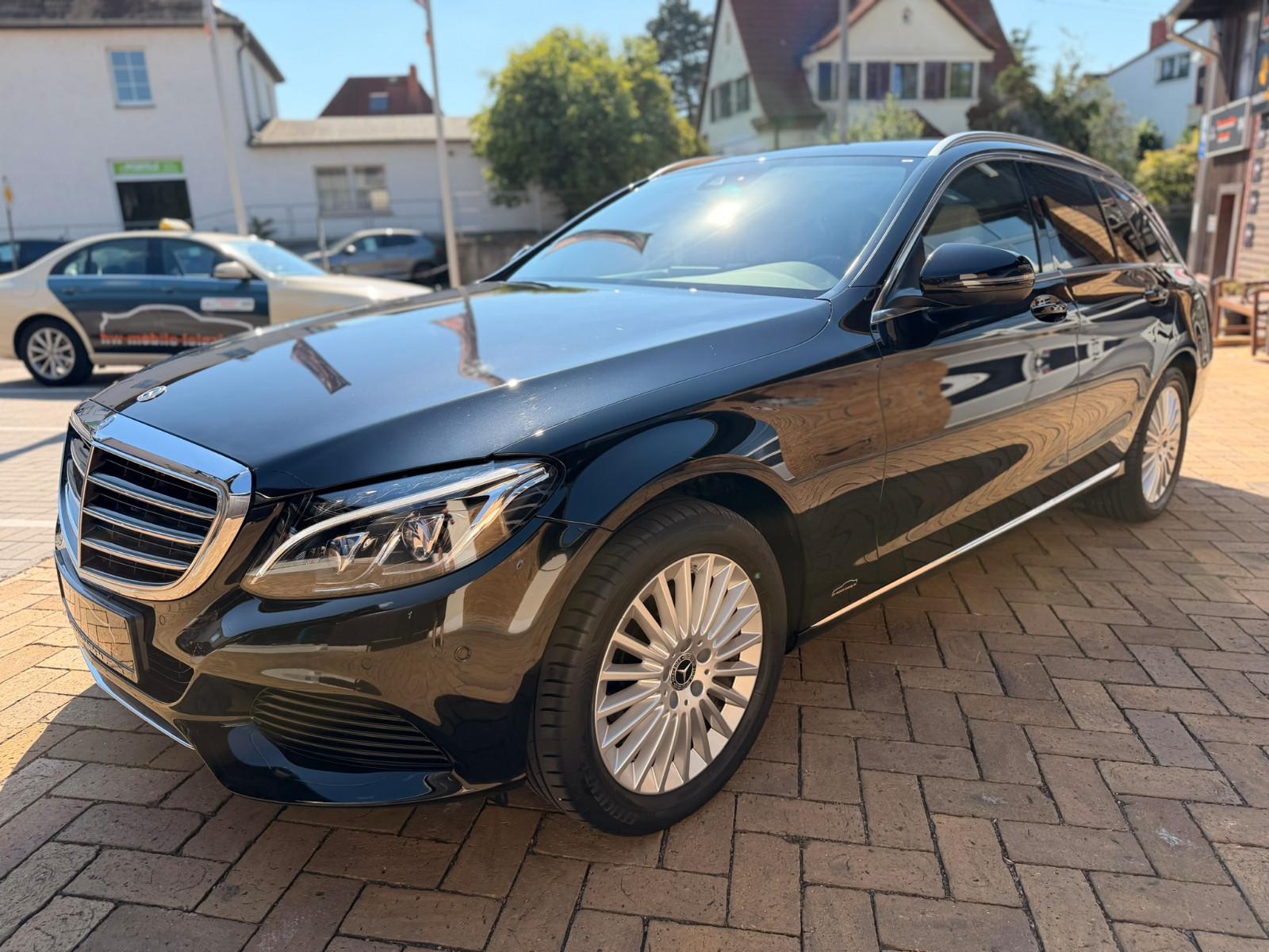 Mercedes-Benz C 180 T CGI Exclusive SHZ PDC Teilleder WR LED
