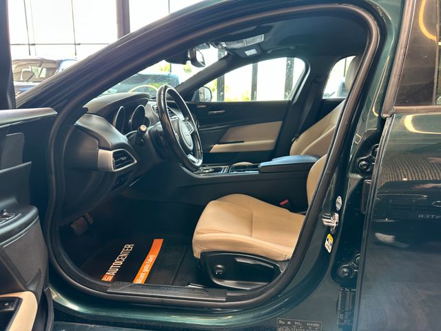 MYAUTOCENTER – Gebraucht- und Jahreswagen mit Werkstattservice in Pfaffenhofen Jaguar XE Pure *LED*Keyless*2-Zonen*Tempo*Navi*
