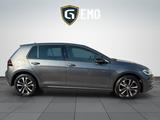 Volkswagen Golf VII Lim. IQ.DRIVE PANO NAVI LED ACC SHZ PCD - Volkswagen Golf aus 2019