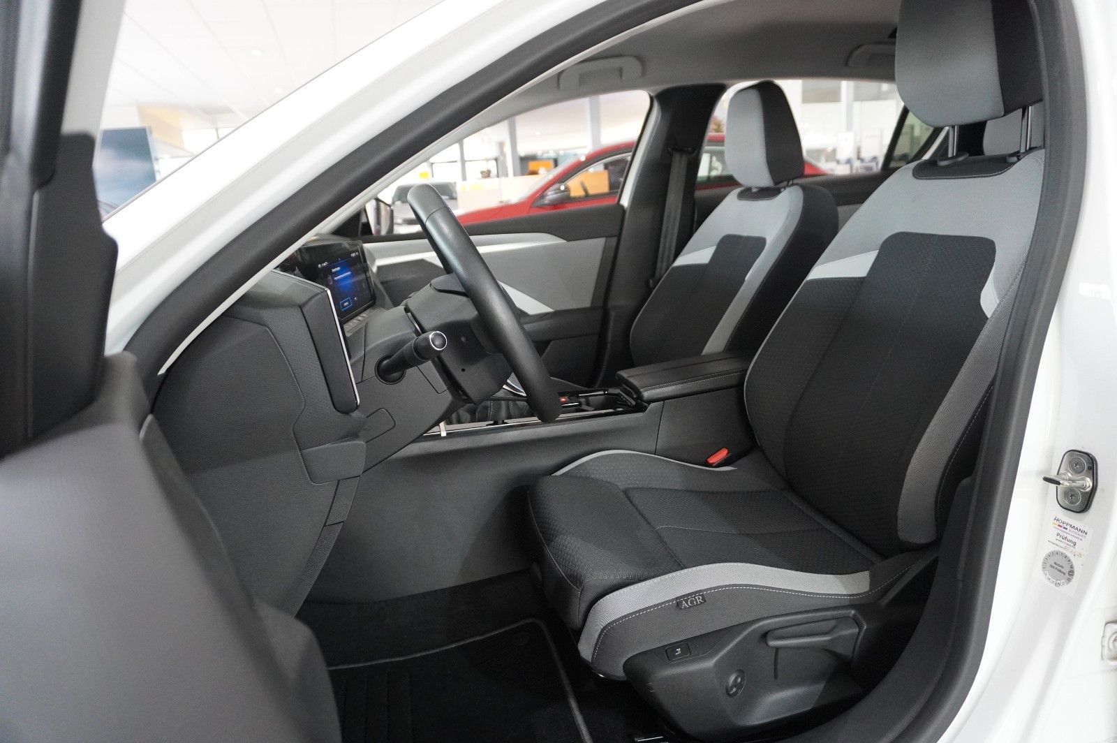 Fahrzeugabbildung Opel Astra L Lim. 1.5D BUSINESS EDIT. NAI/LED/KAMERA