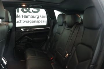 Porsche Cayenne - 12