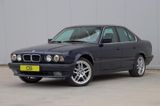BMW 525iX*Oldtimer*H-Kennzeichen* Allradantrieb - BMW 525 mit Benzin-Antrieb: Limousine