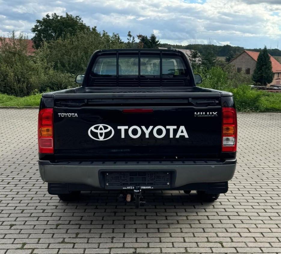 TOYOTA HILUX 2.5 D-4D 120CH - BVM - ATTELAGE FIXE - 159.384 KMS