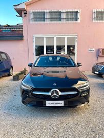 Mercedes CLA 180 Shooting Brake - 2
