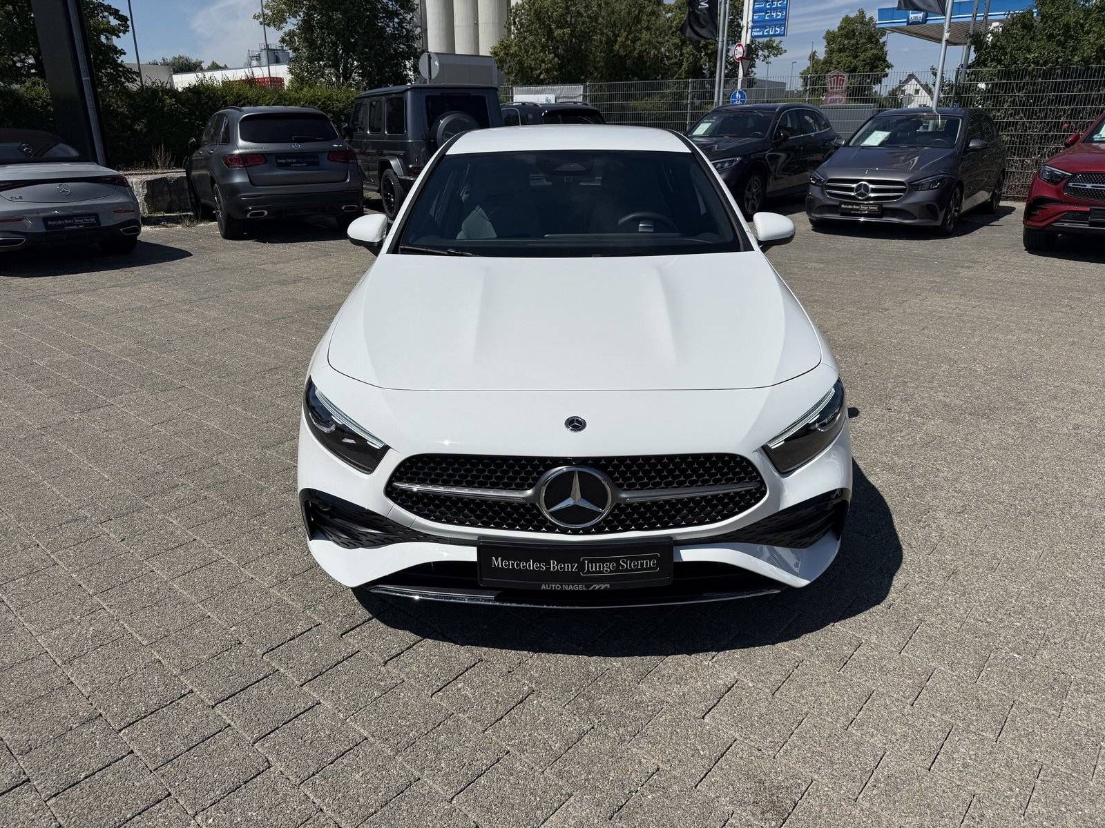 Mercedes-Benz A 220 d AMG Tot-W MBeam Winter-P Kamera Keyless foto 3