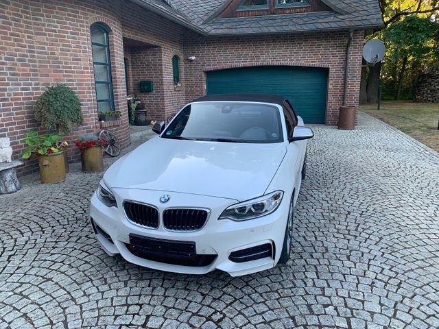 BMW M235i