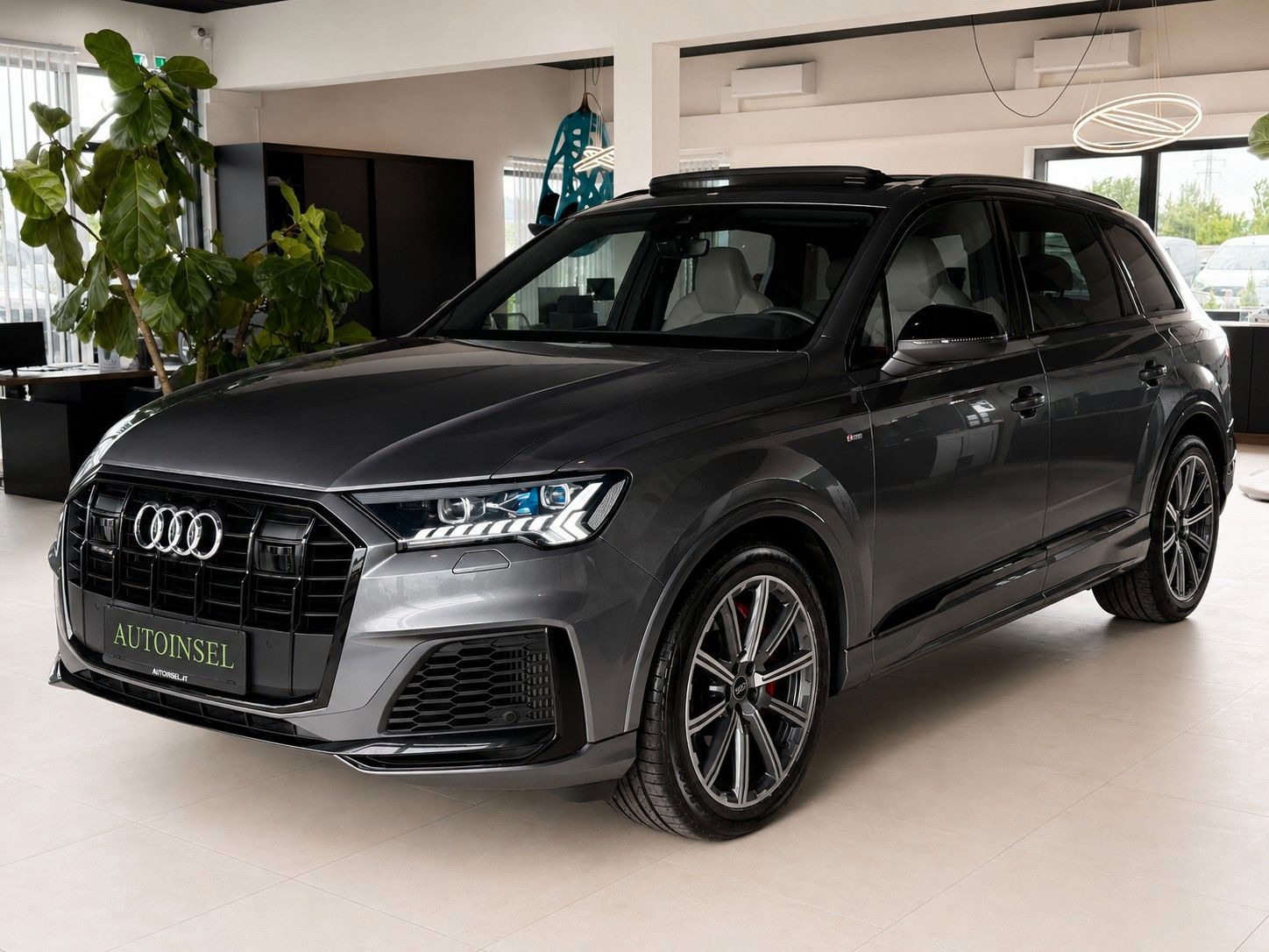 Audi Q7 60 TFSI e quattro S line Netto:€40.830,-