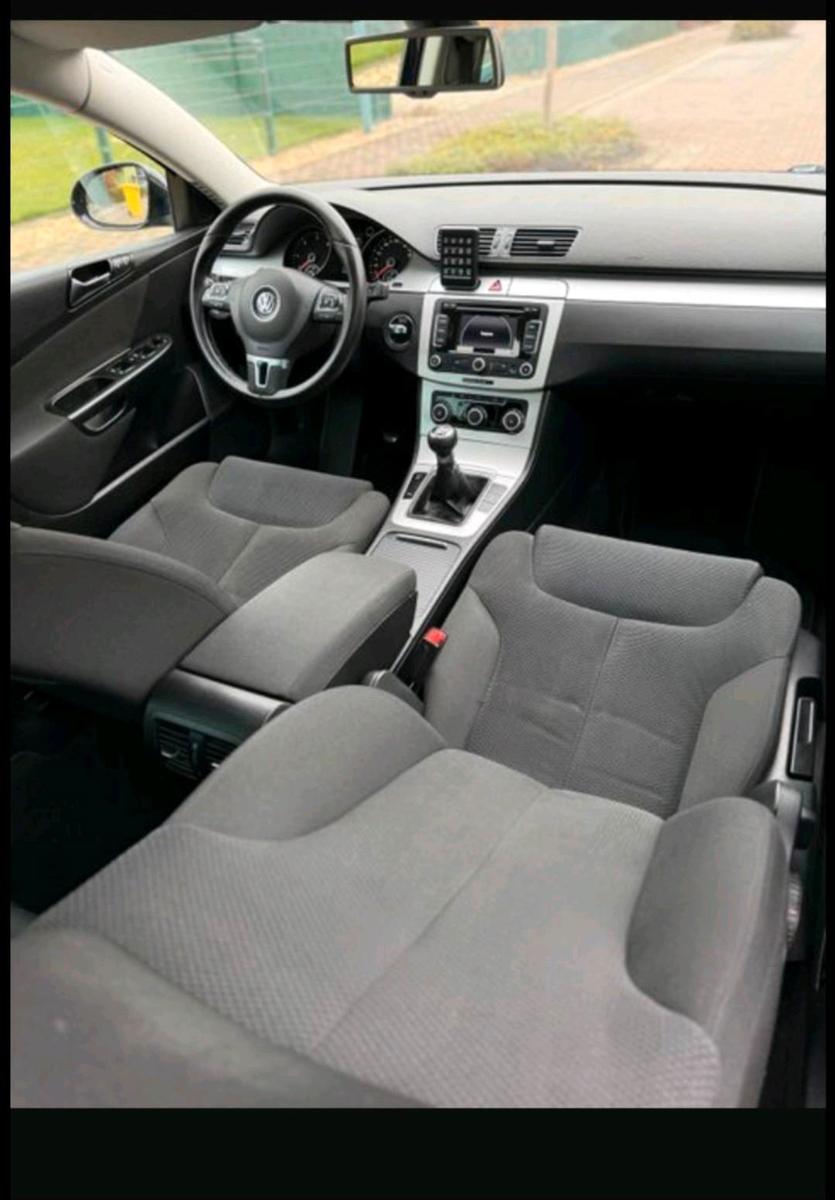 Volkswagen Passat 2010 — photo 10