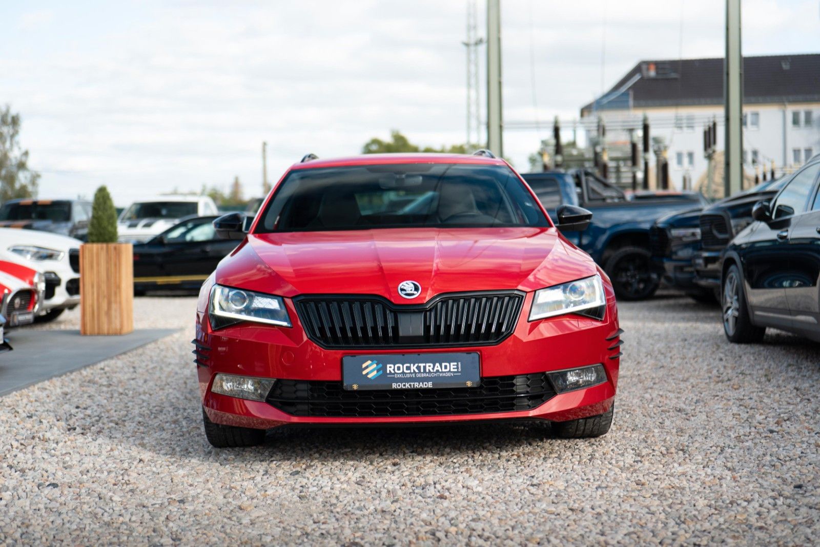 Fahrzeugabbildung SKODA Superb 1.8 TSI Combi Sportline | DAB | Alcantara