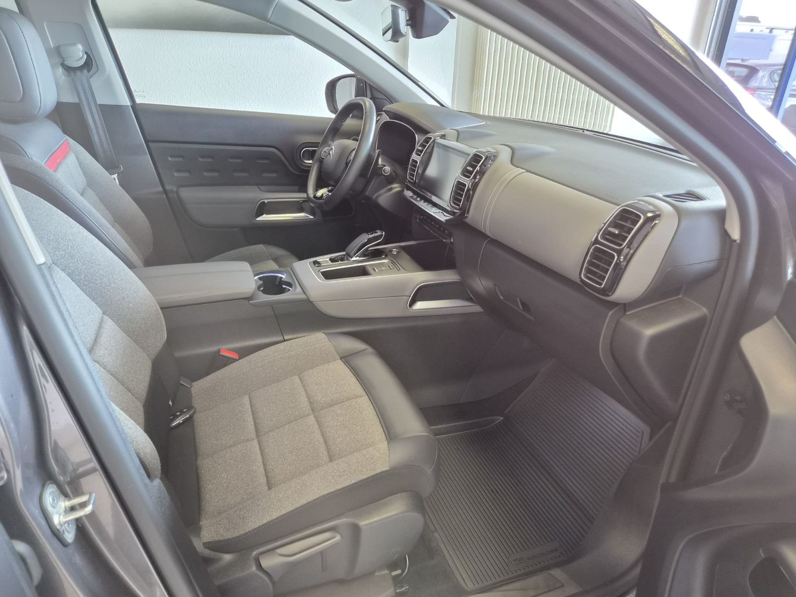 Fahrzeugabbildung Citroën C5 Aircross C-Series Hybrid / KAMERA /SCHECKHEFT