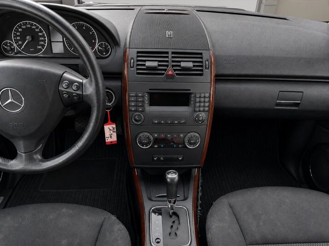 MERCEDES-BENZ A 200 A 200 Elegance, Automatik — Bild 11 von 12