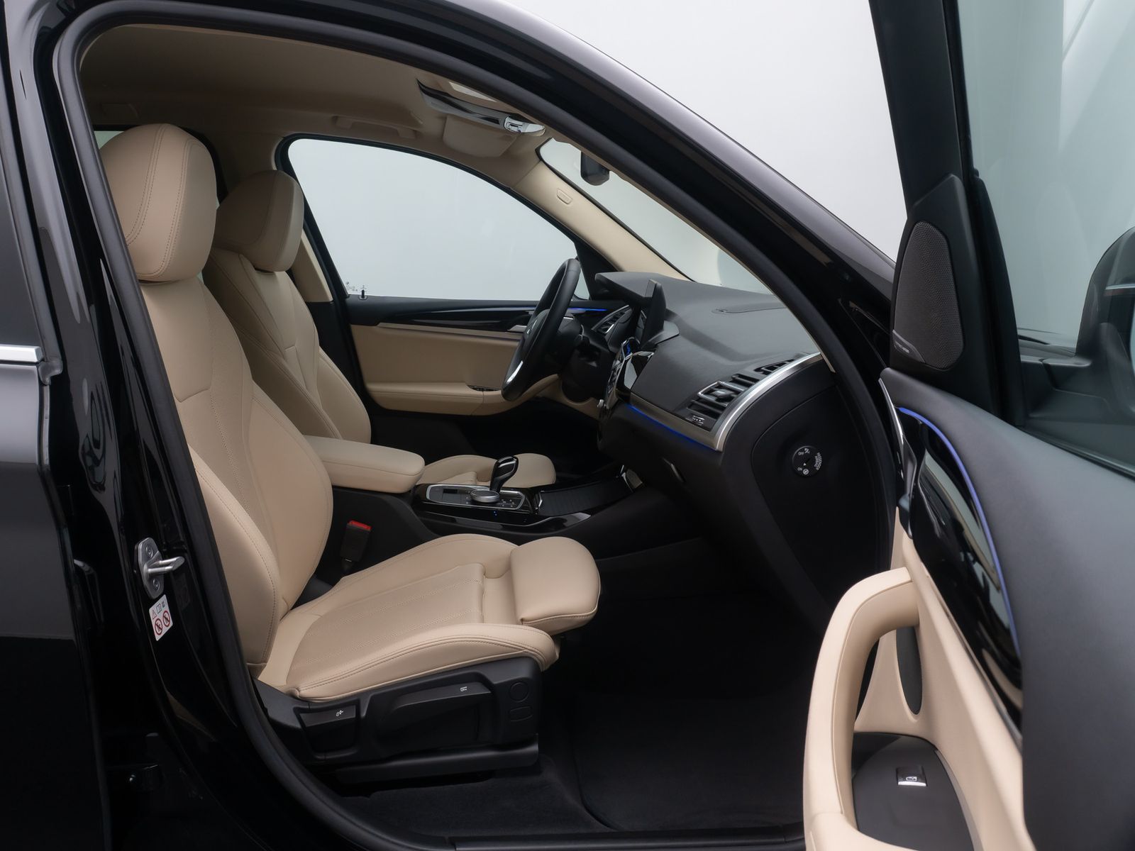 Fahrzeugabbildung BMW X3 xD20d Kamera DAB H/K Leder Sportsitz 18Zoll