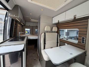 HYMER  ERIBA  HYMERCAR Ayers Rock Fiat Dieselhzg. AHK ACC SOLAR Markise