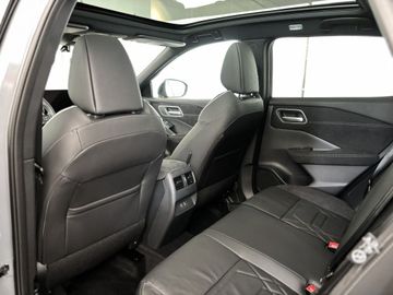 Fotografie 14 des Nissan Qashqai 1.3 DIG-T MHEV N-Design