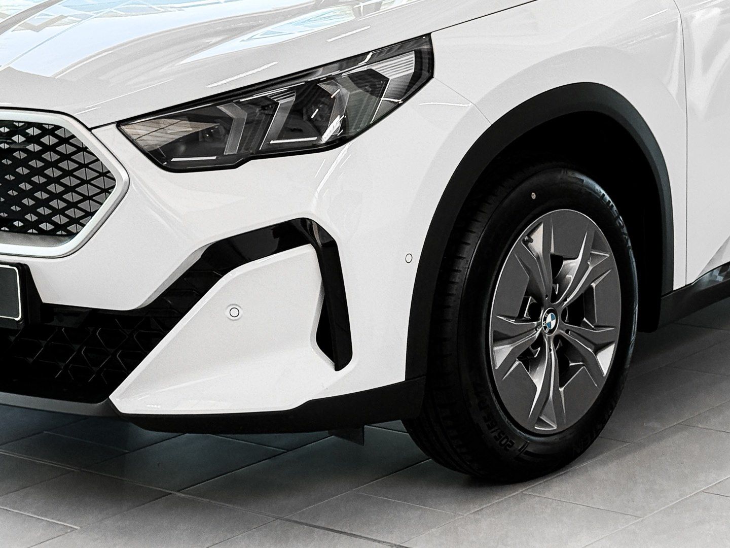 BMW iX2 - Bild 3