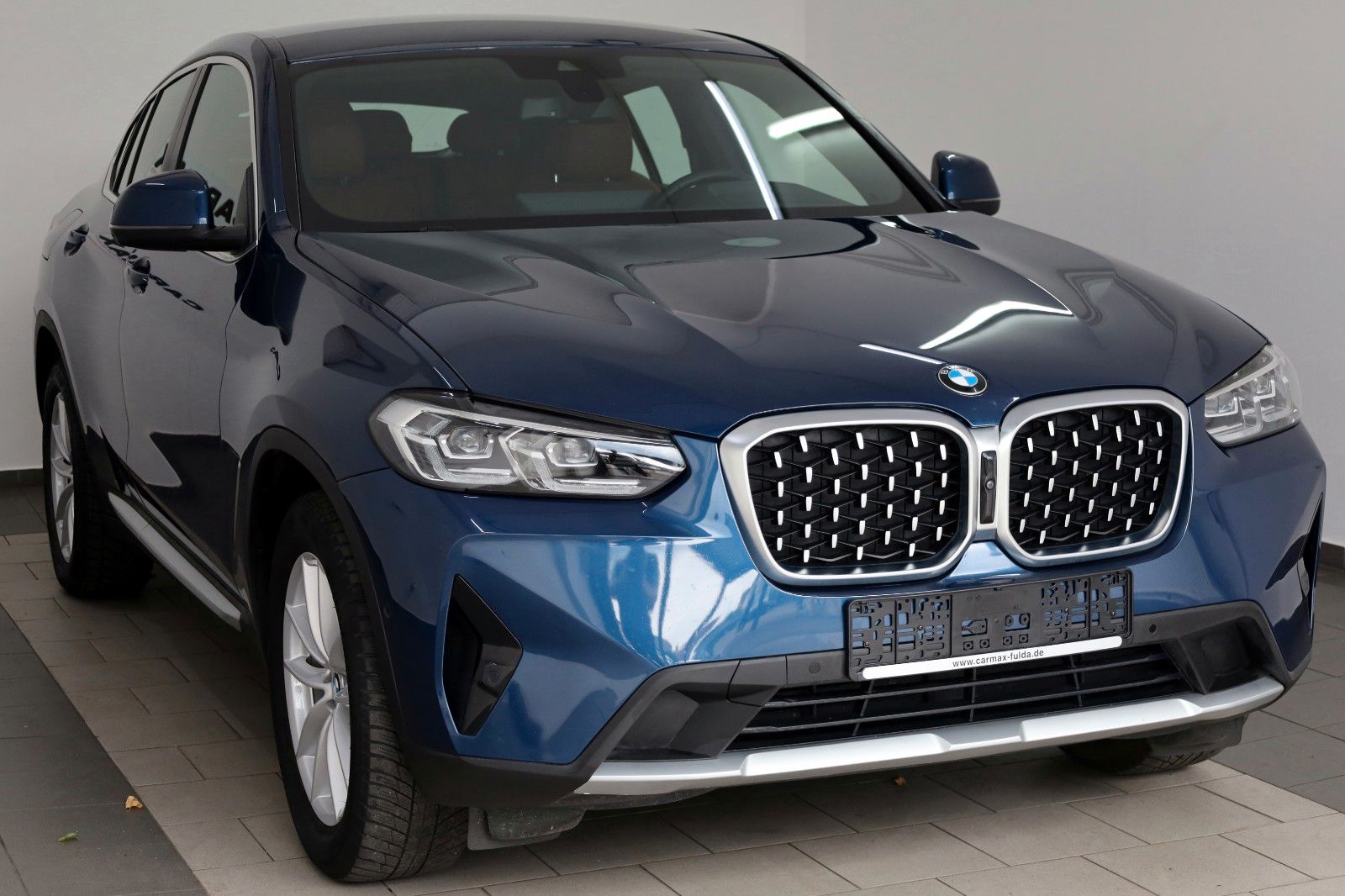 Fahrzeugabbildung BMW X4 xDrive 20 d,Leder,Navi,LED,360Kamera,HUD