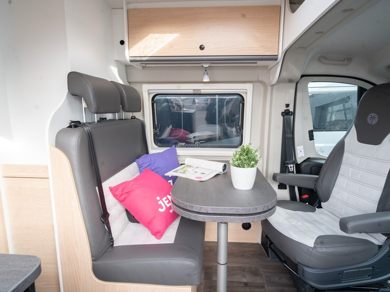 Fahrzeugabbildung Sunlight Adventure Cliff 600 Faltverdunkelung*Markise*uvm