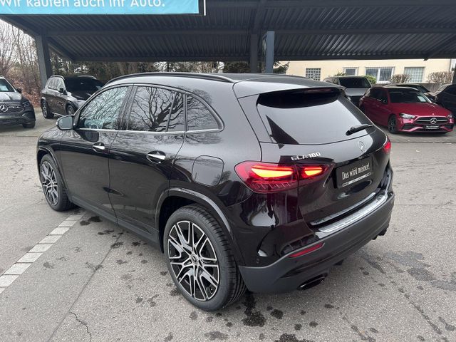 Mercedes-Benz GLA 180