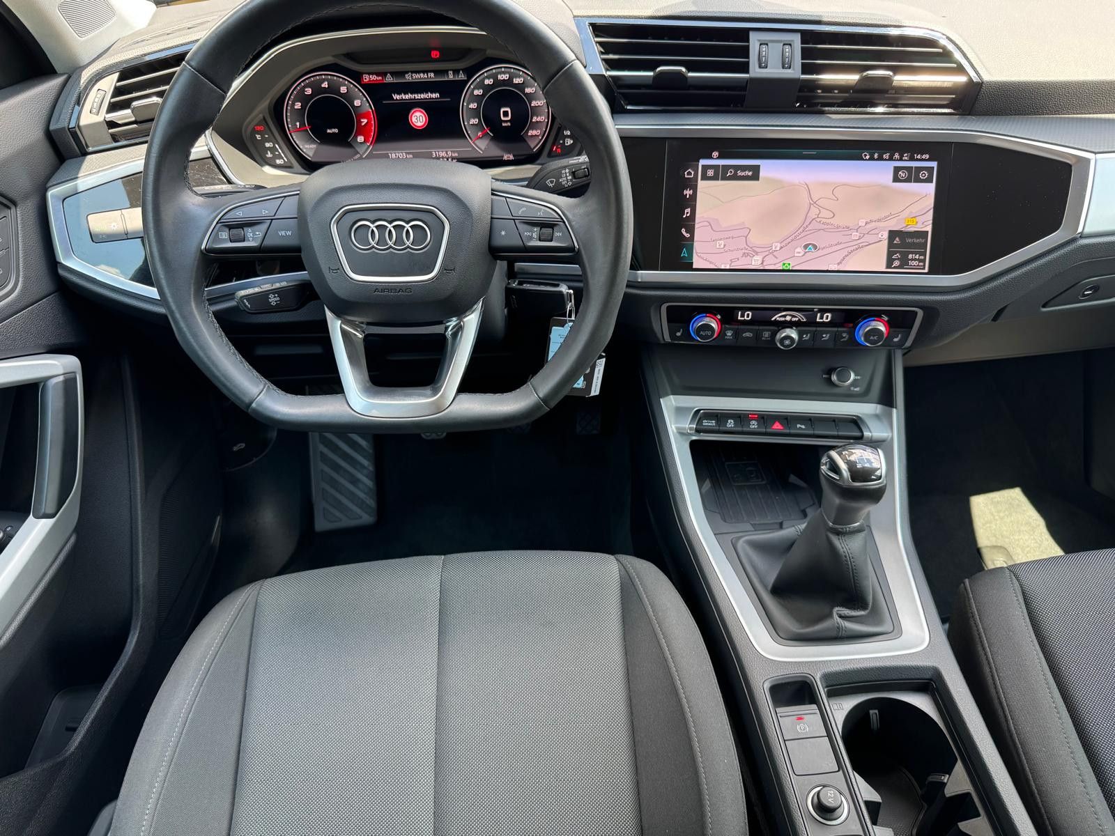 Audi Q3 35 TFSI 1,5 150P TFSI S line SH/LED/GRA/NAVI foto 14
