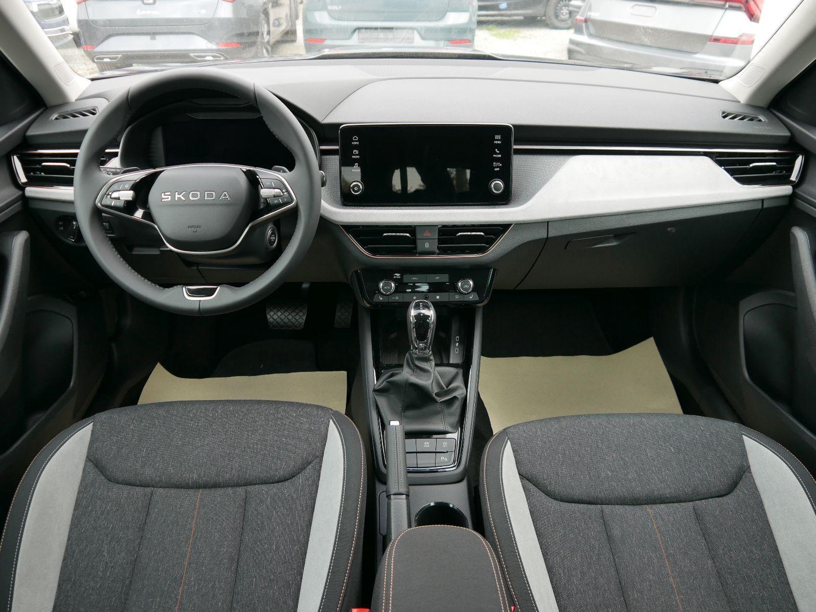 Skoda Kamiq 130 Jahre Premium Edition 1,5 TSI DSG*AHK-