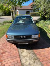 Audi 80 - Audi 80 mit Benzin-Antrieb: Limousine