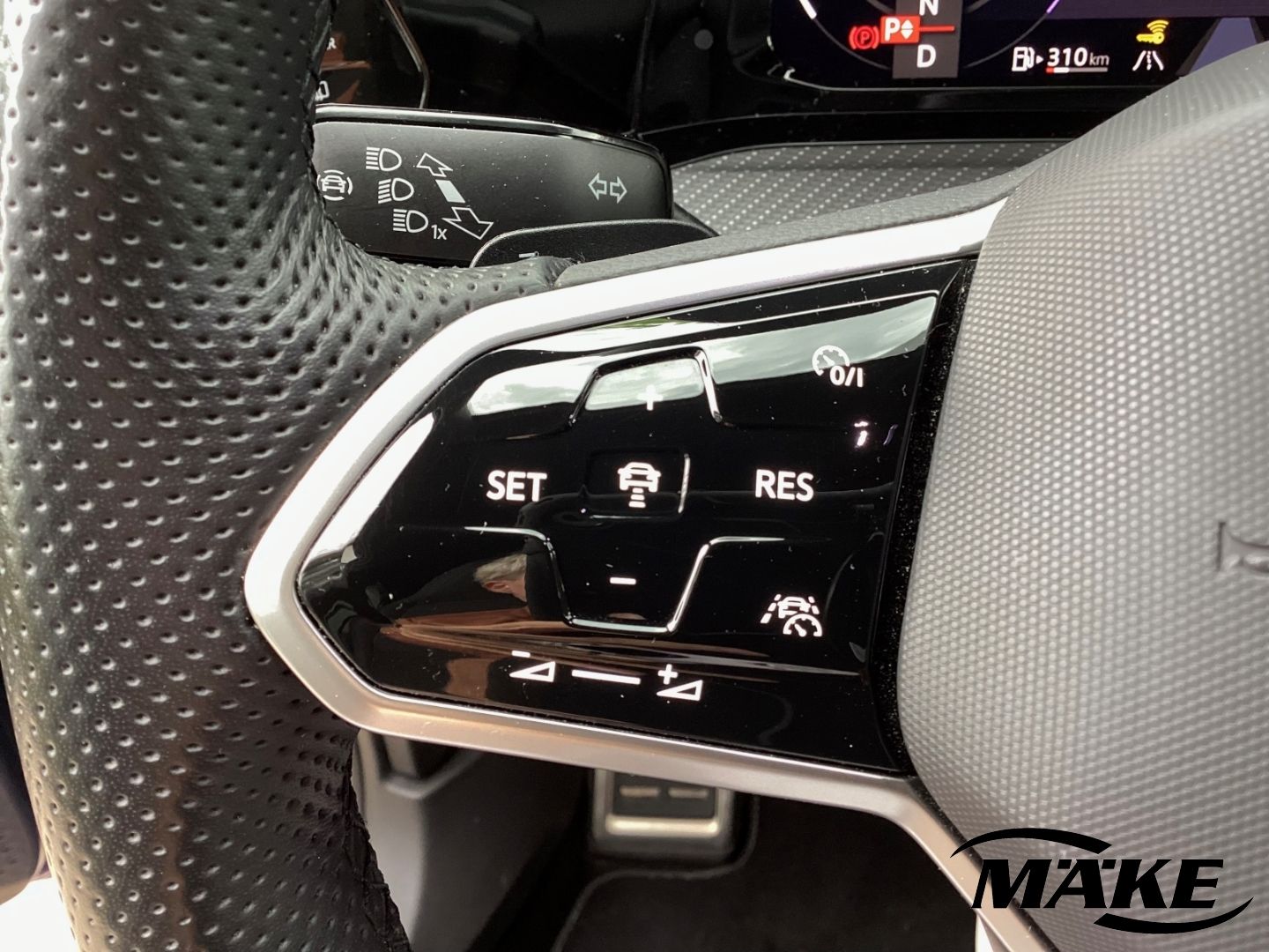Golf Variant R-Line 2.0 TDI DSG AHZV IQ.L HUD ST