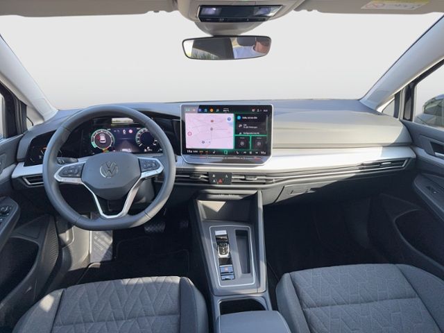 Golf VIII LIFE 1.5 TSI DSG STANDHZG NAVI APP-CON