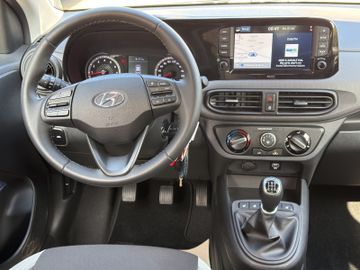 Hyundai i10 1.2 INTRO -NAVI-PDC-KAMERA-SITZHZG.+WR