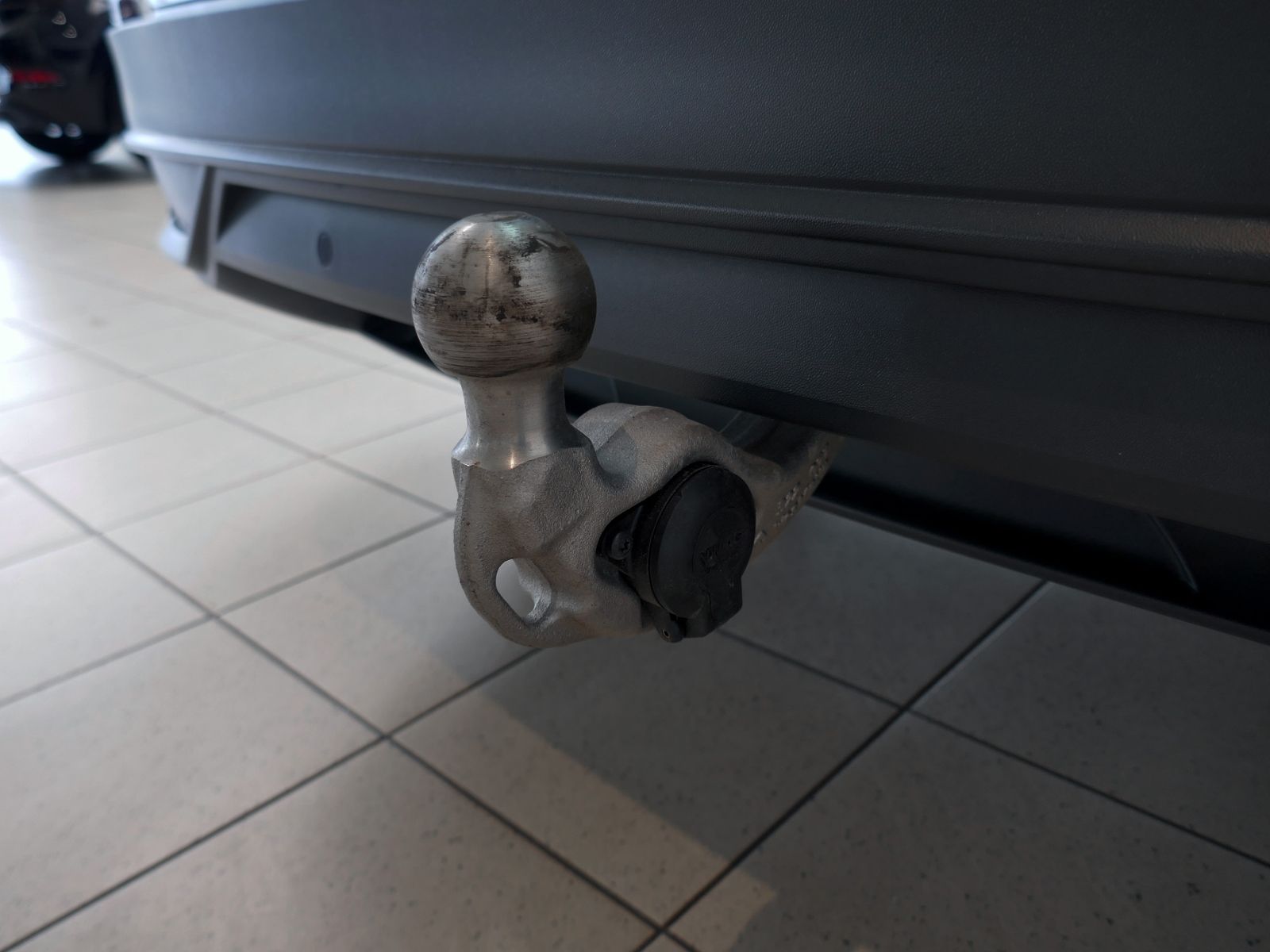 Fahrzeugabbildung Volkswagen Tiguan MOVE 1.5 TSI DSG | LED AHK RFK ACC