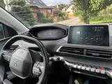 Peugeot 5008 BlueHDi 180 EAT8 Allure Allure - Peugeot 5008 von privat