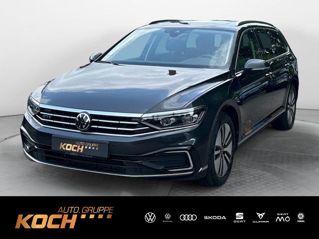 Volkswagen Passat Variant GTE Navi LED AHK Pano ACC