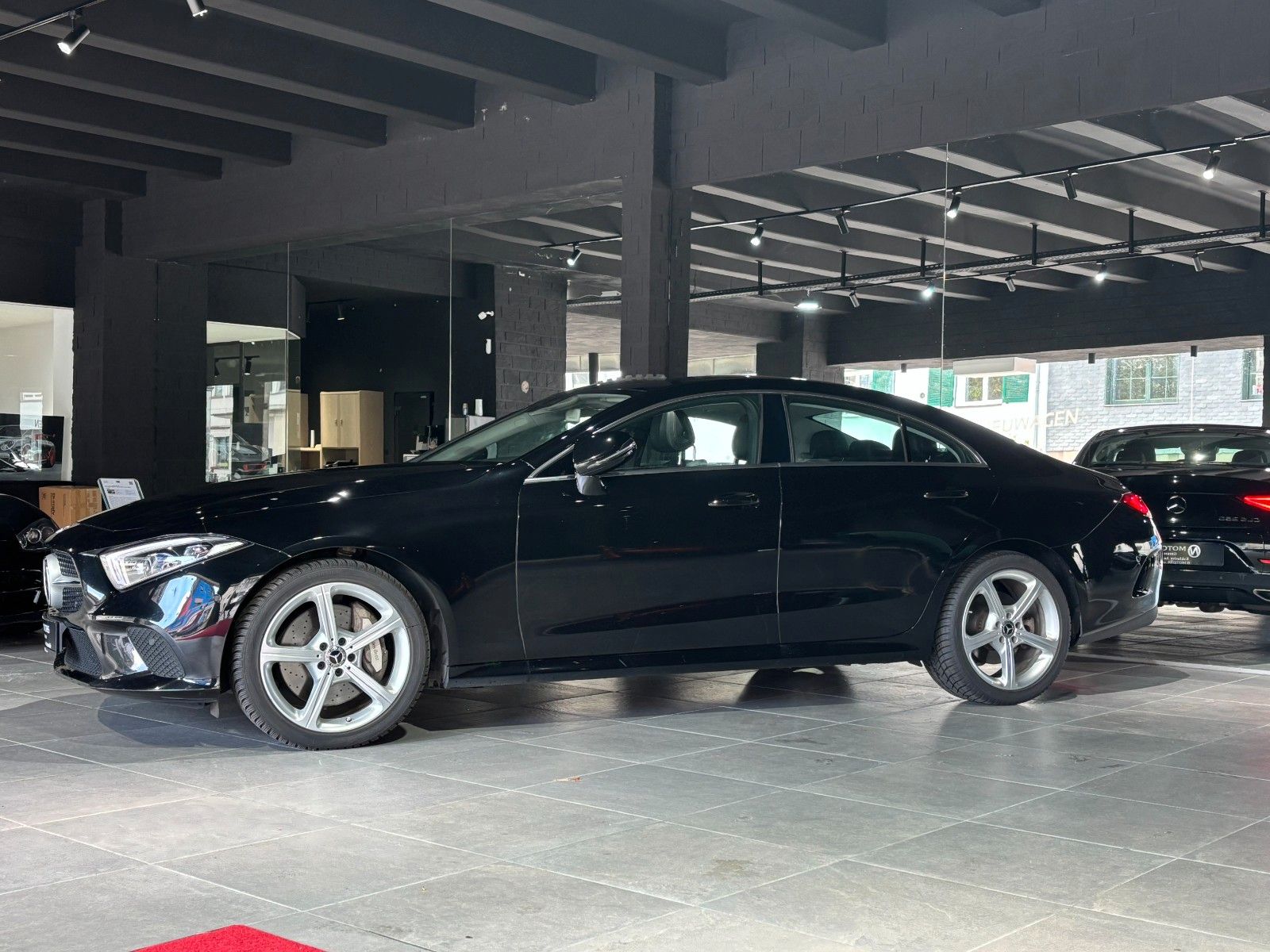 Fahrzeugabbildung Mercedes-Benz CLS 350d *Widescreen*Burmester*Memory*S-Dach*