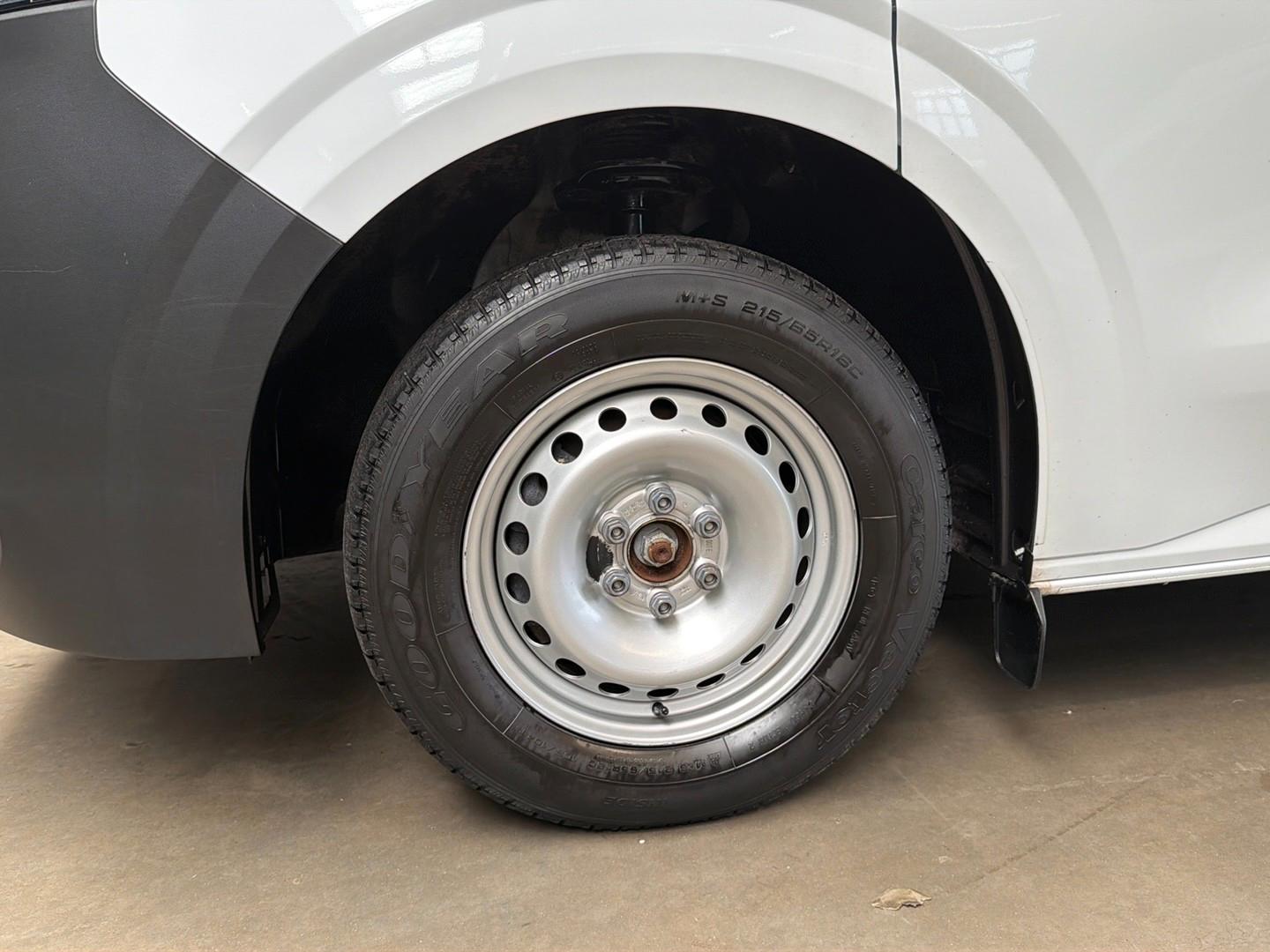 Volkswagen T7 Transporter 2.0 TDI LR Temp. Klima RFK SHZ PDC, миниатюра 24