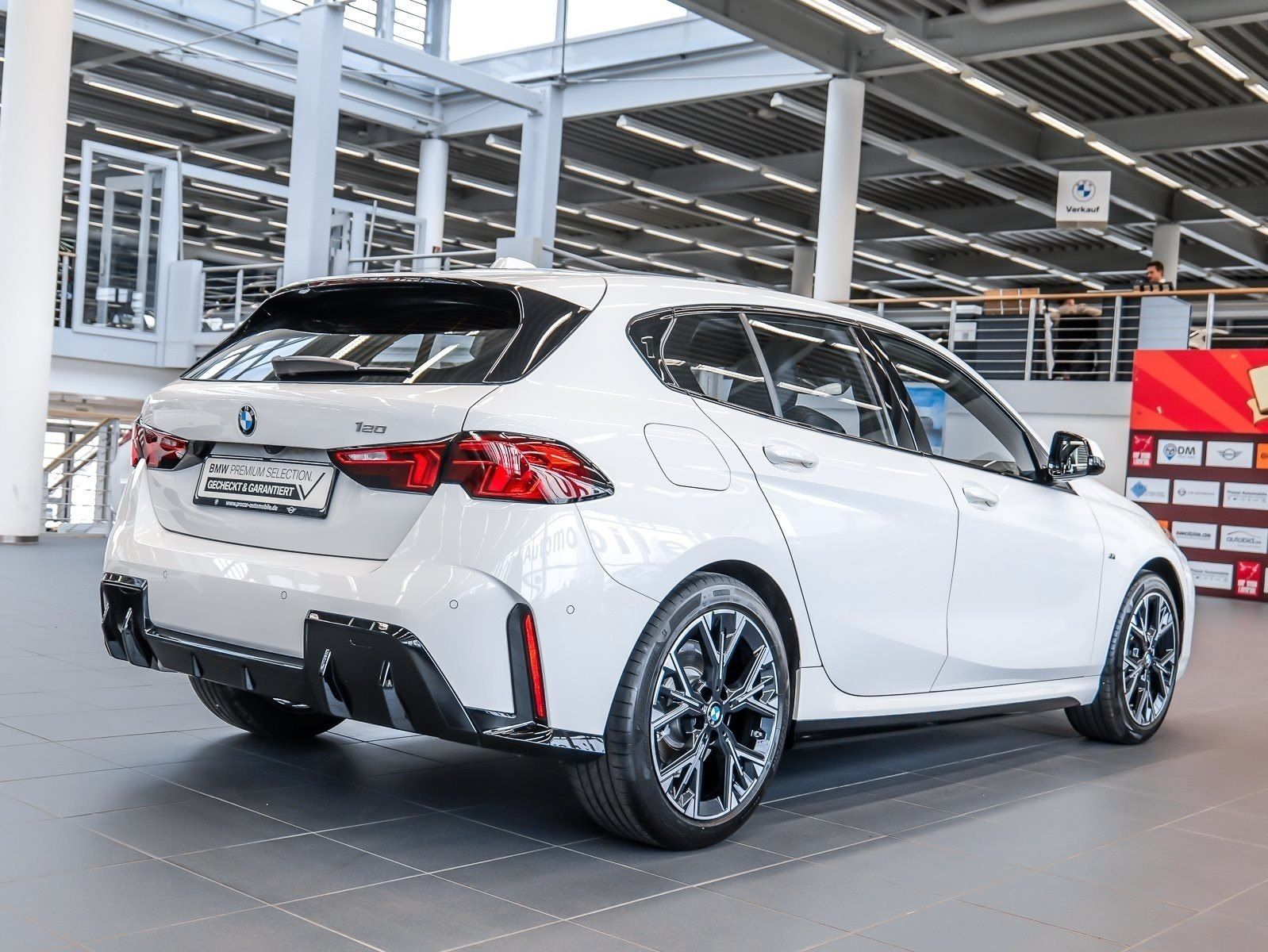 BMW 120 - Bild 2