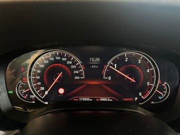 BMW 525 d Touring Sport Line *Kamera*Navi*Klima*SHZ*