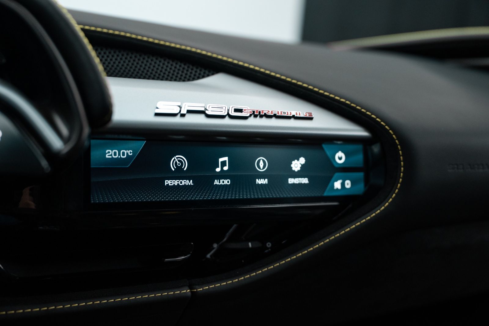 Fahrzeugabbildung Ferrari SF90 FIORANO/STOCK/CARBON/KAMERA