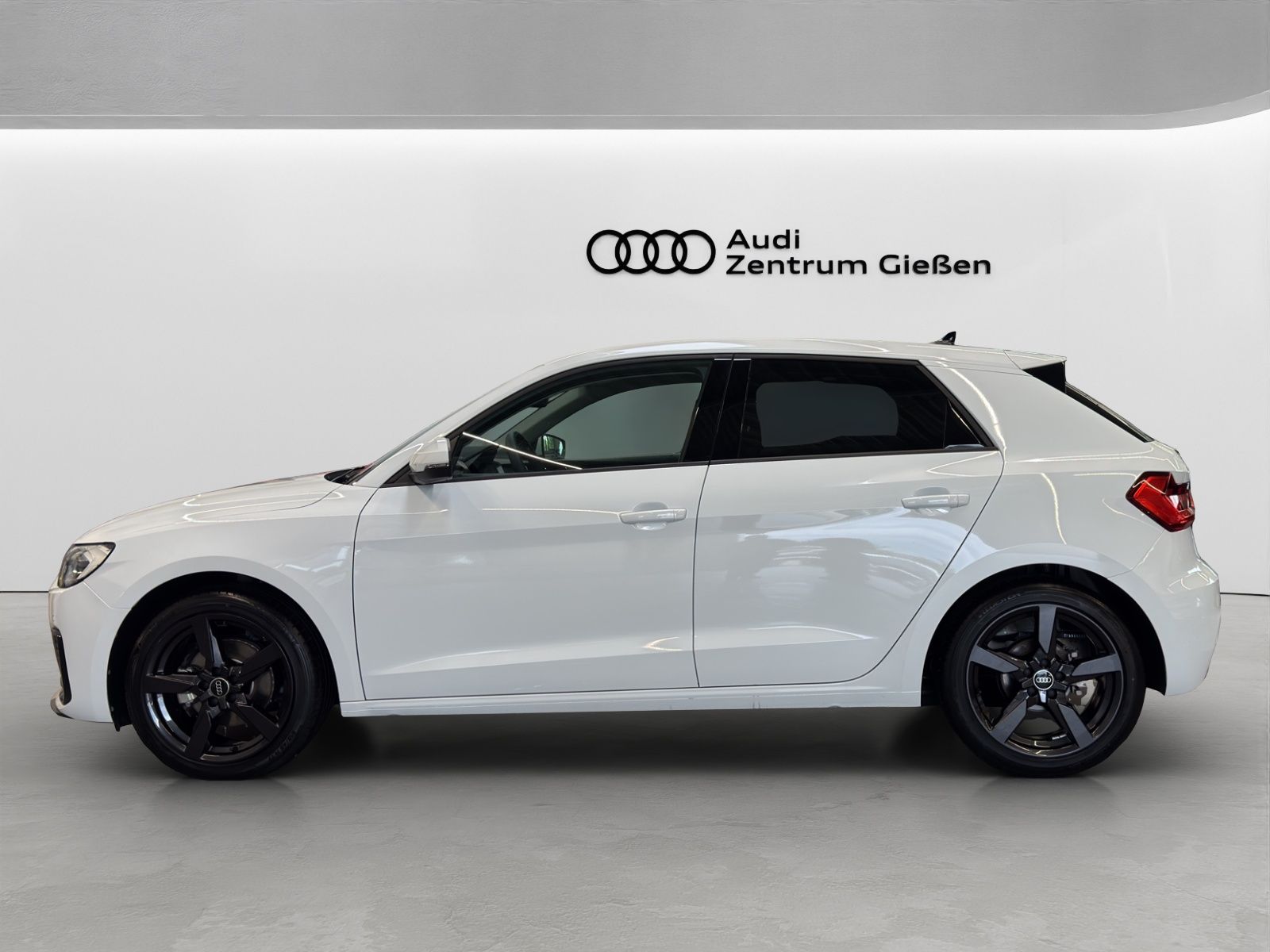 Audi A1 Sportback 30 TFSI advanced black LED Navi ACC imagem 2