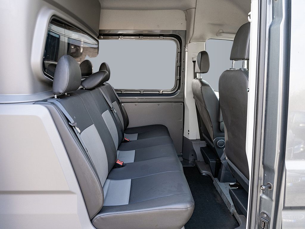 Fahrzeugabbildung Volkswagen Crafter 2.0 TDI PLUS Mixto L2H2 AHK STHZG NAVI