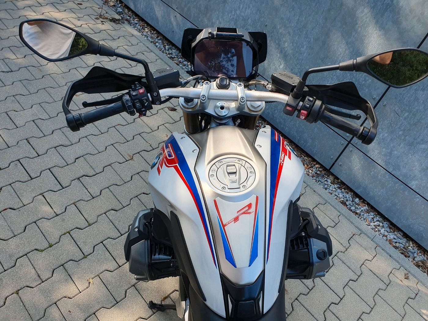 Fahrzeugabbildung BMW R 1250 R Style HP 3 Pakete