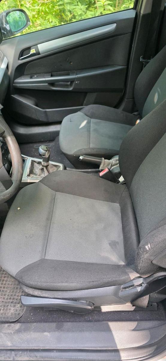 Opel Astra 2005 — photo 6
