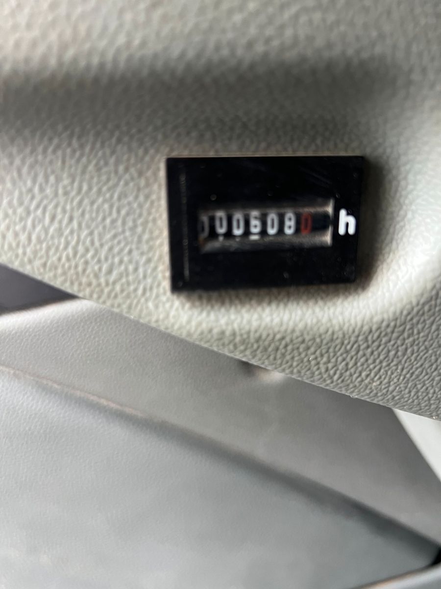 Fahrzeugabbildung Liebherr A 910 C Litronic / 2.381h / SW33