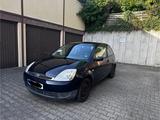 Ford Fiesta MK5 1.3L 60 PS - Ford Fiesta: 60 Ps